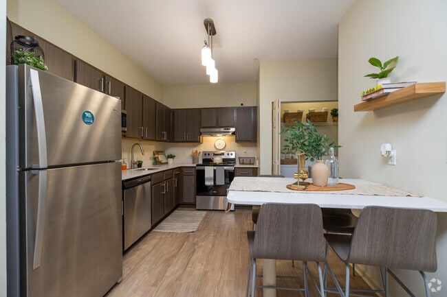 4BR, 4BA - 1,442SF - Kitchen