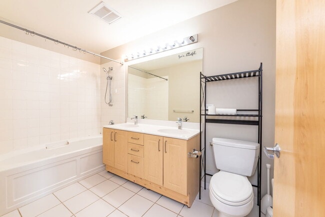 Photo - 1620 S Michigan Ave Unit 825