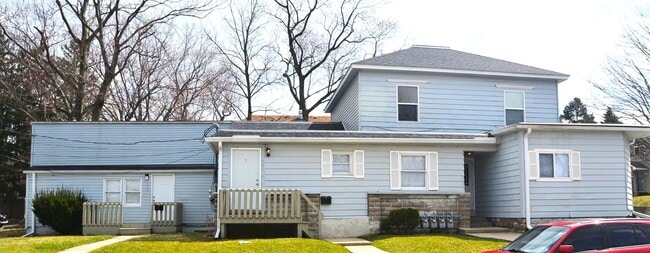 Building Photo - 361 Locust St Unit #4