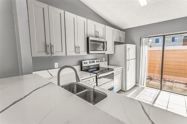 85 Silver Park Cir