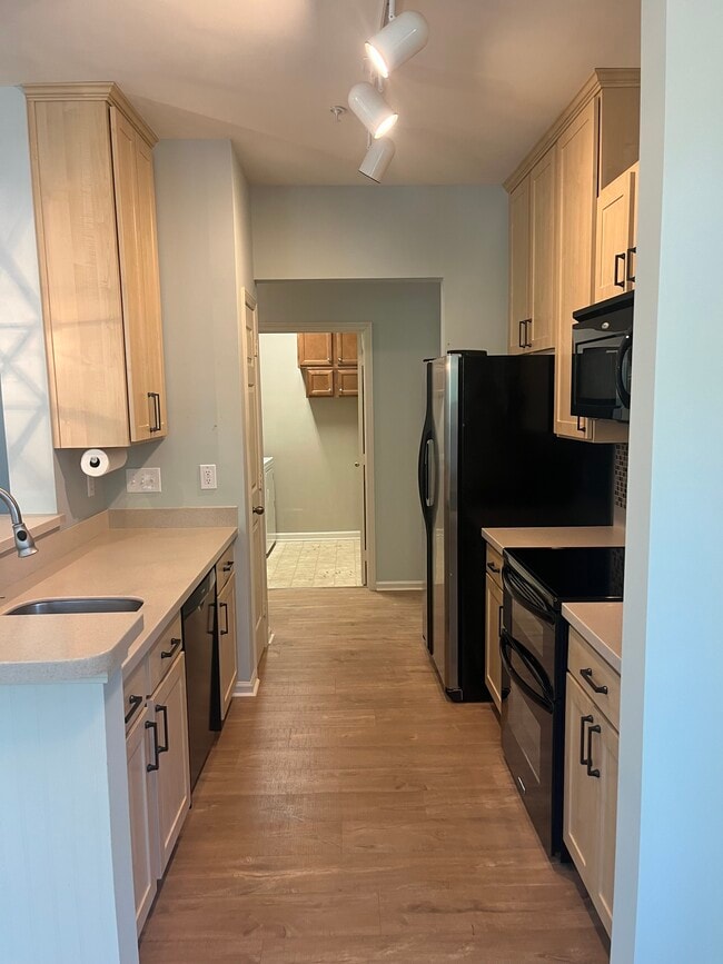 Photo - 1225 Blakeway St Unit 805