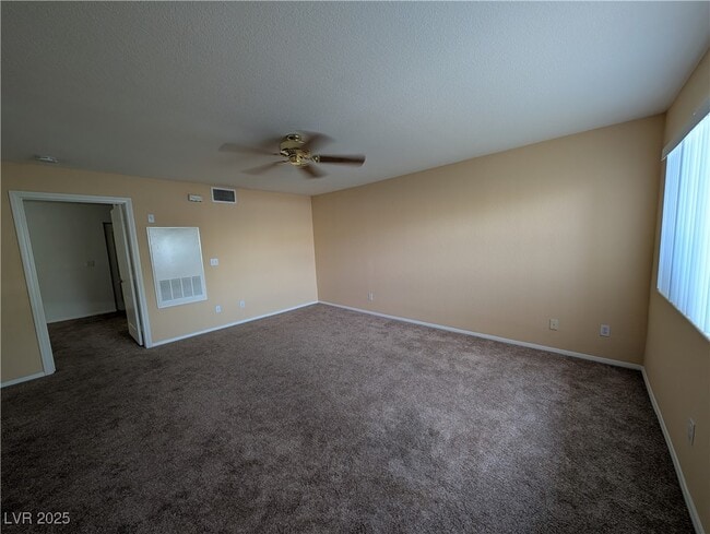 Building Photo - 713 Anne Ln Unit 85d Rental