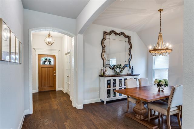 Photo - 5825 Pollard St