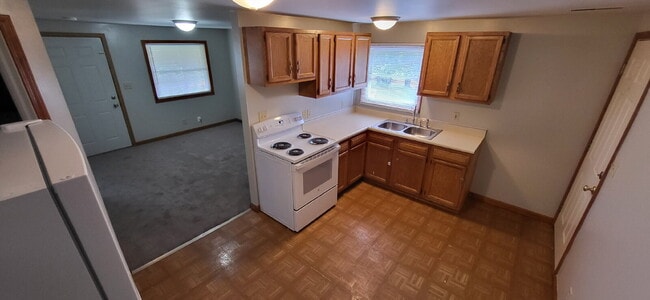 Photo - 2 Bedroom Unit 4