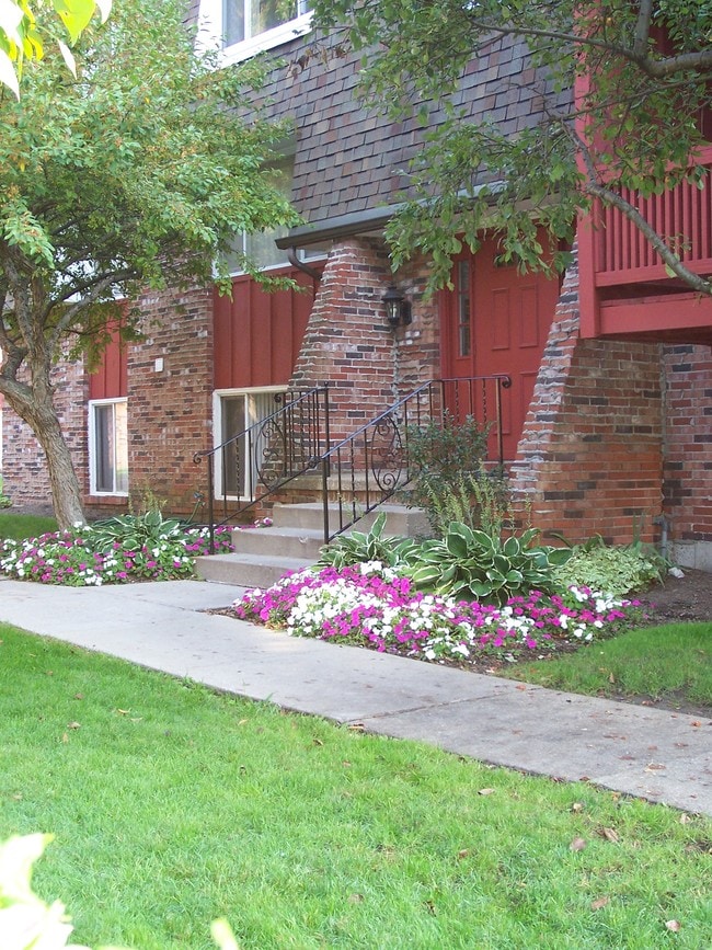 Photo - Edgebrook Estates