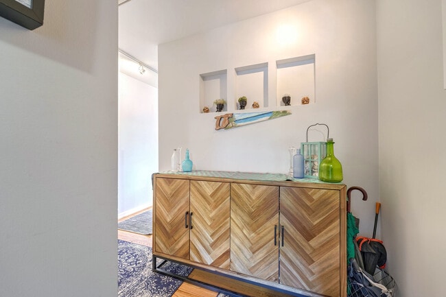 Photo - 2214 Colston Dr