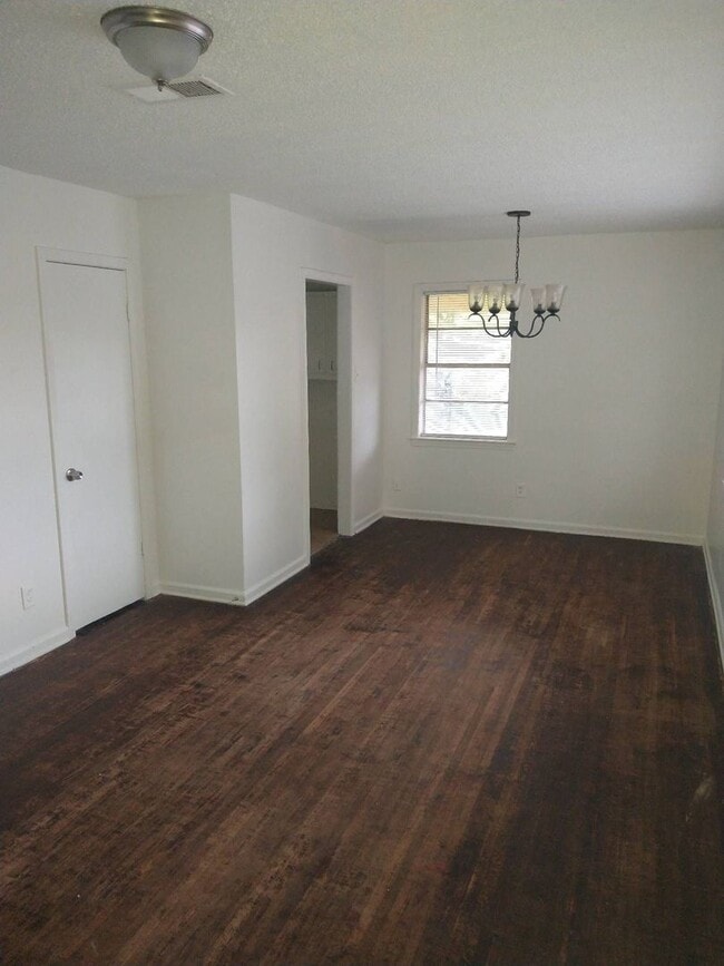 Available Now in 38109 | Spacious 3 Bed, 1 Bath Home for Rent - Available Now in 38109 | Spacious 3 Bed, 1 Bath Home for Rent