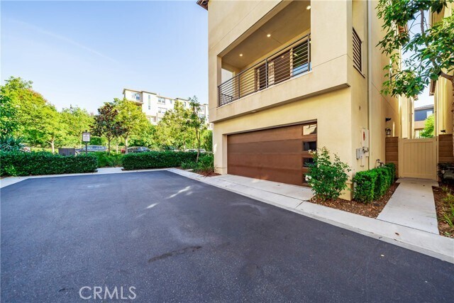 Photo - 590 Catalonia