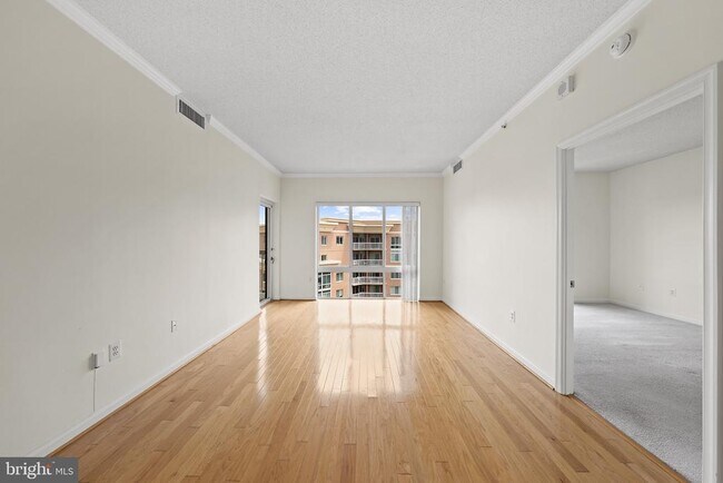 3101 N Hampton Dr Unit 1614