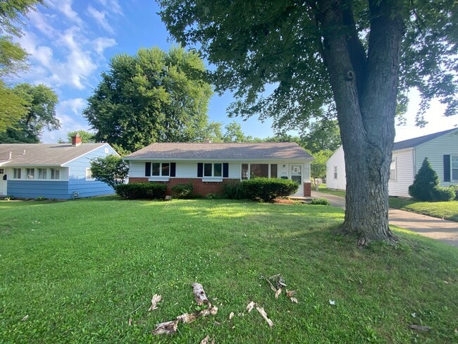 Front View 2 - 2248 Edgevale Rd