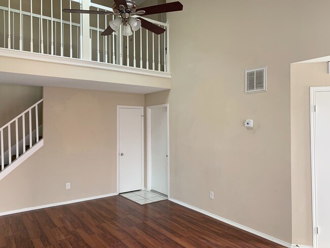 Photo - 5922 Cinnamon Creek Cir