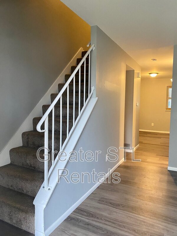 Photo - 2281 Campus Dr