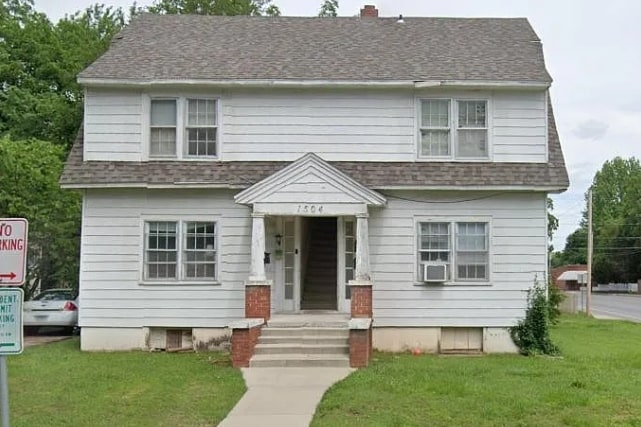 Building Photo - 1504 N Summit Ave Unit 1