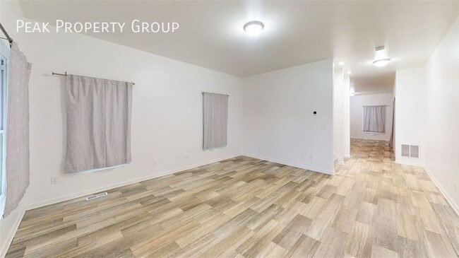 Photo - 417 E 18th Ave