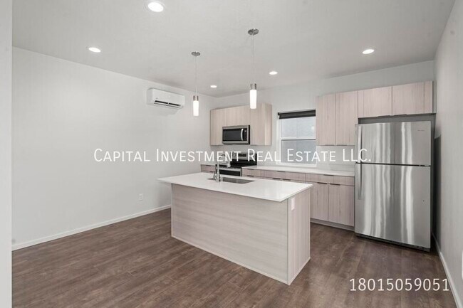 Photo - 1689 S W Temple St Unit 102