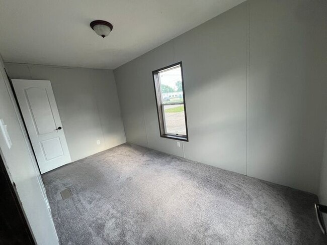 Photo - 75 John Pride Ln