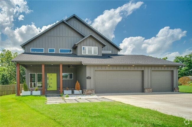 Building Photo - 612 S 58th Ct Rental