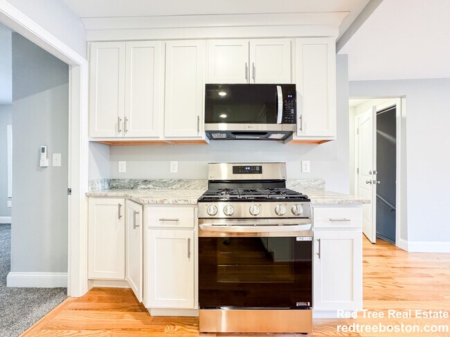 Photo - 58 Chestnut St Unit 2