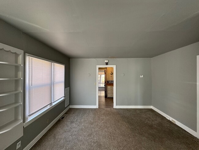 Photo - 607 S Santa Fe Ave