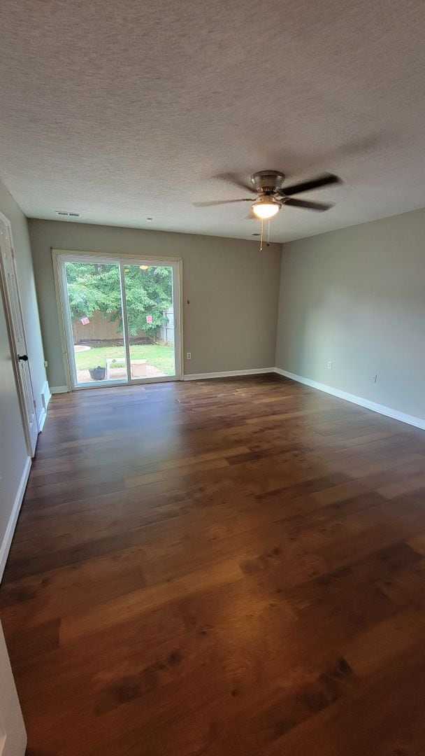 Photo - Spacious 2 bedroom, 2 bath town home for lease