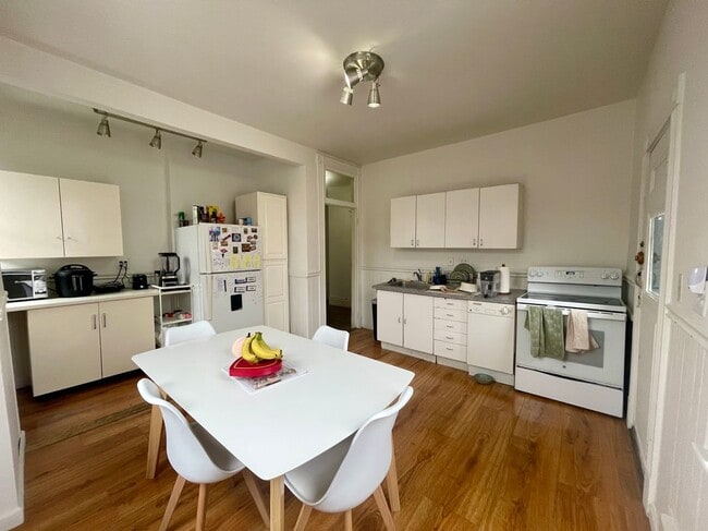 Photo - 11 Euston St