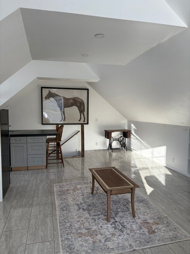 Photo - 6274 Route 116