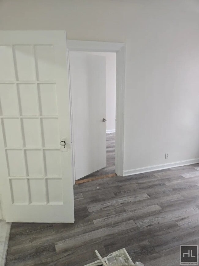 BRISTOL STREET - BRISTOL STREET Apartment Unit 1R