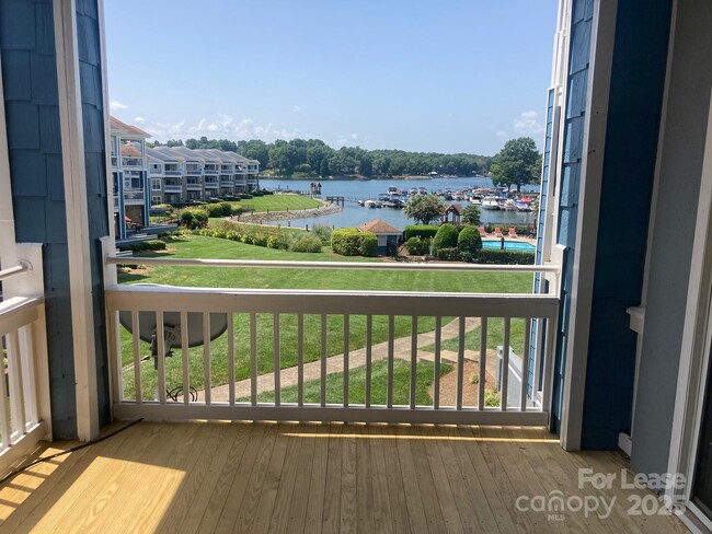 Photo - 1044 Southwest Dr