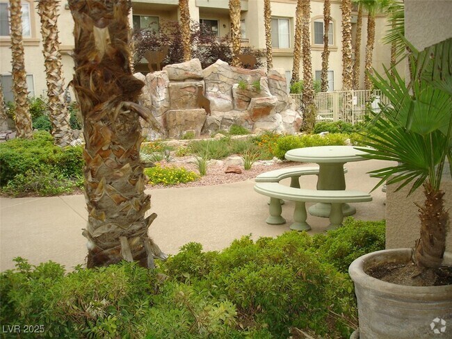 Building Photo - 7139 S Durango Dr Unit 305 Rental