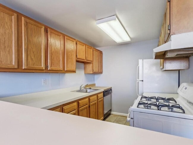 Photo - 4600 Duke St Unit 1607