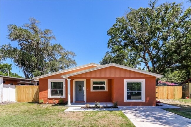 Building Photo - 1204 N Maryland Ave