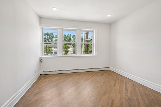 Photo - 34 Main St Unit B