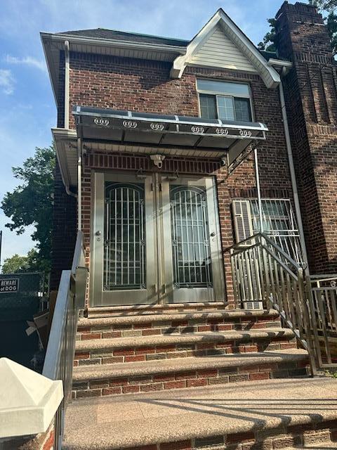 Photo - 158-14 82nd Dr Apartamento Unidad 2nd Floor.