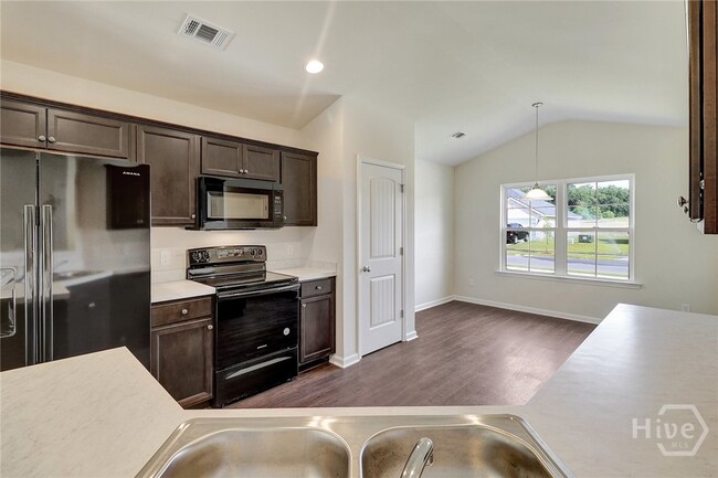 Photo - 213 Willis Wy