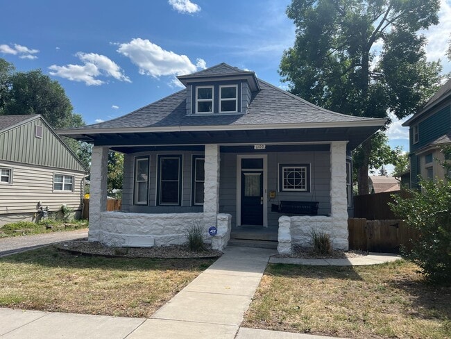 Building Photo - Charming 3 bedroom home in downtown Colorado Springs
