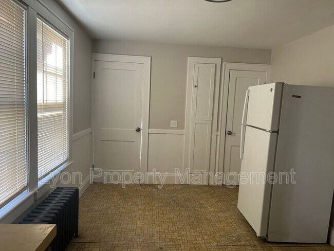 Photo - 16 Dayton St Unit Front House