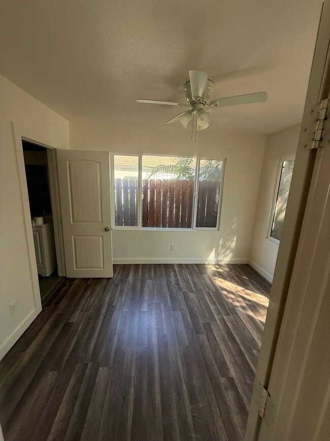 Photo - 3420 Lemon St Unidad 3422