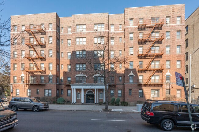 Photo - 1901 Avenue N