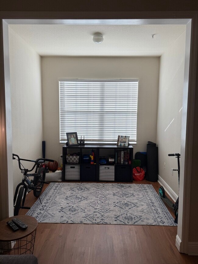 Photo - 1300 Eastern Pecan Pl