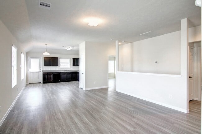 Photo - 5409 Rio Ramos St