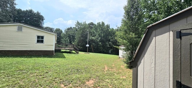 Photo - 513 Horseshoe Lake Rd