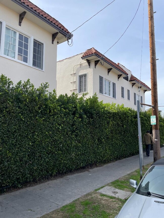 Photo - 5550 Sierra Vista Ave