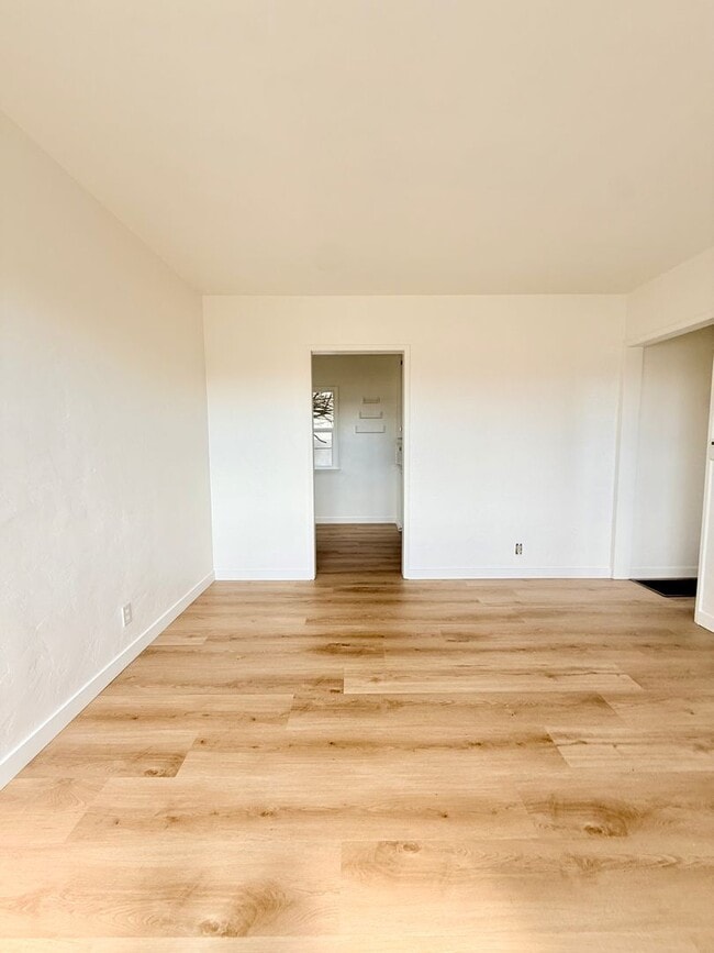 Photo - 3-515-514 Avenue C Unit 515 1/4