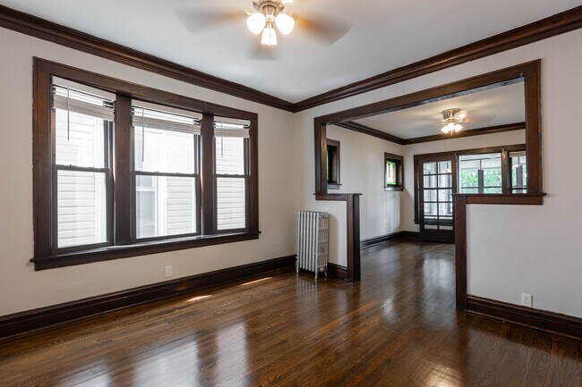 Photo - 3823 N Drake Ave Unit 1