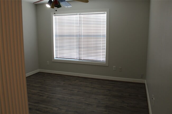 Photo - 2914 Pitzlin St