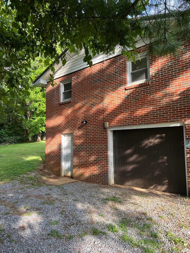 Photo - 112 Evergreen Rd