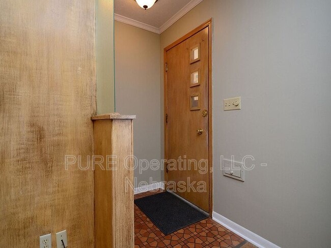 Photo - 5156 Pierce St