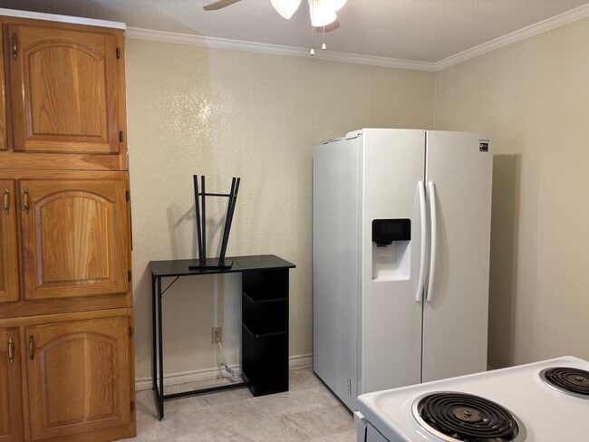 902 Jasent Cove Unit 1