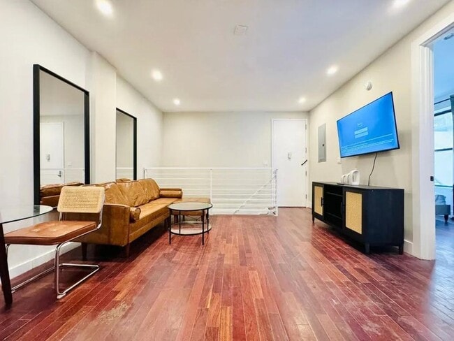 Photo - Nice room in a good neighborhood Unit 1B