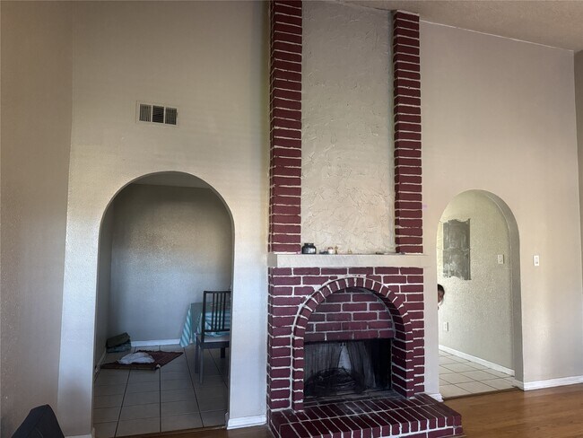 Photo - 13323 Bafing Dr